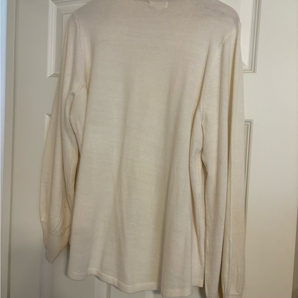 Style & Co. Ivory Balloon-Sleeve Sweater with Keyhole Neck, Size 0X. - Picture 4 of 7